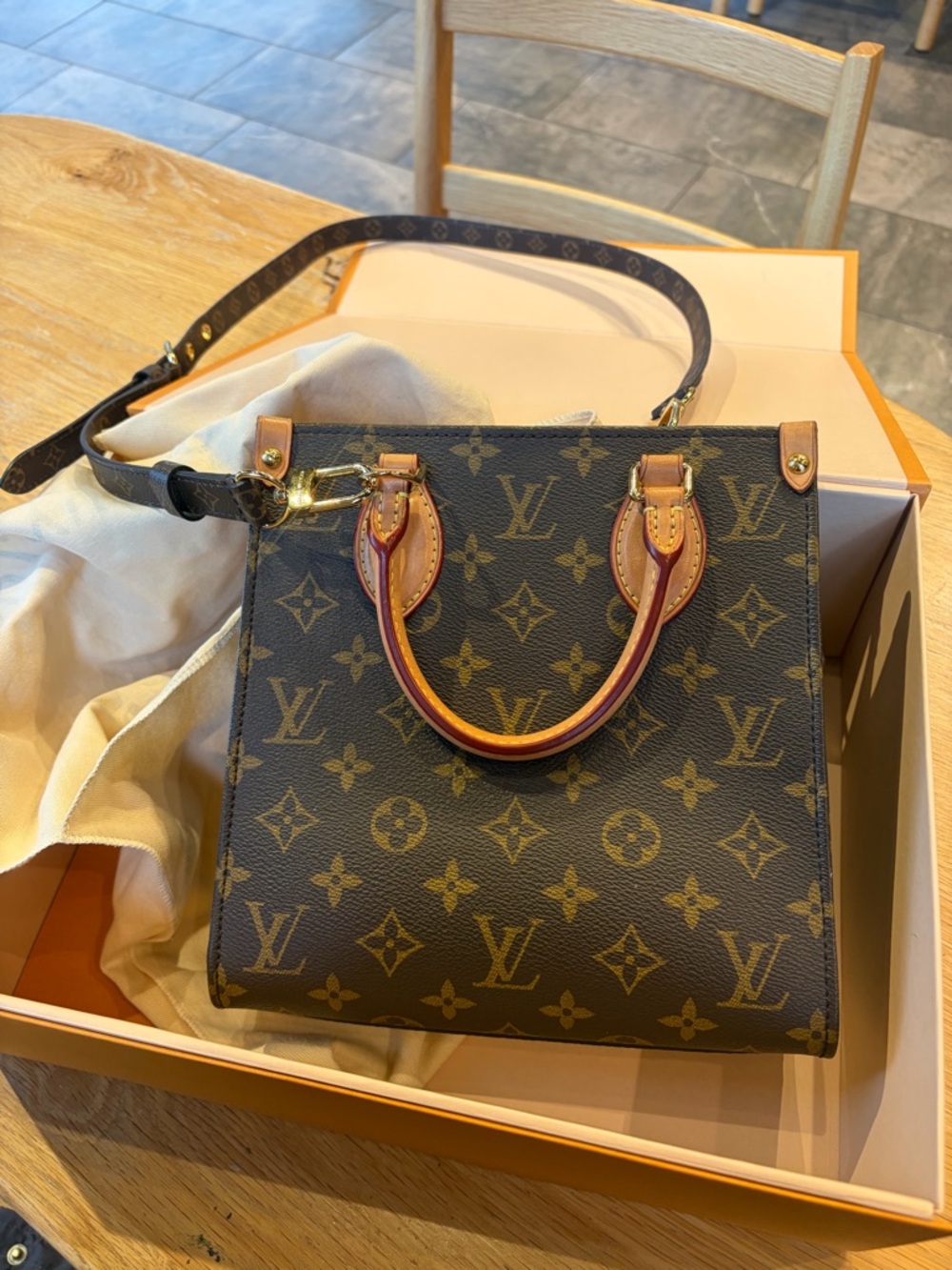Louis Vuitton Sac Plat Handbag Monogram Canvas NWT AUTHENTICATED
